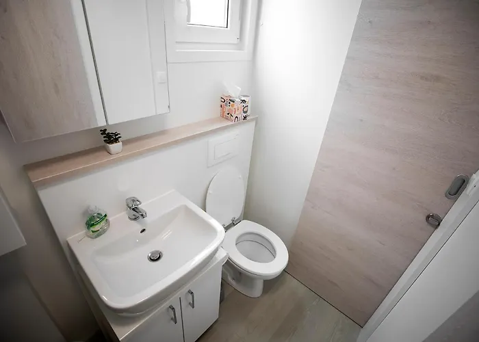 Daire Categorical Floating House