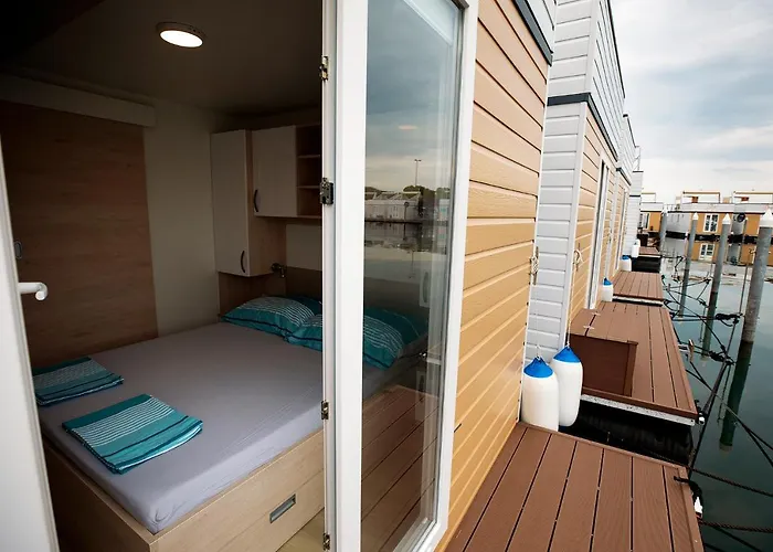 Categorical Floating House *